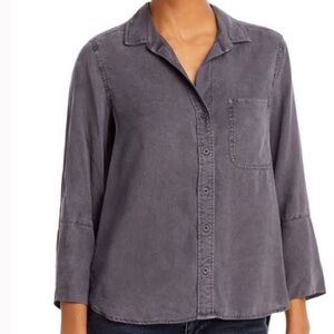 Anthropologie Cloth & Stone washed gray chambray button down and collared shirt.